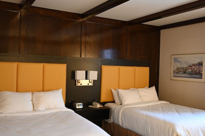 2 Double Beds Second Floor (10 of 11)