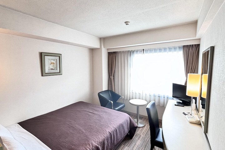 Room 19 of 39