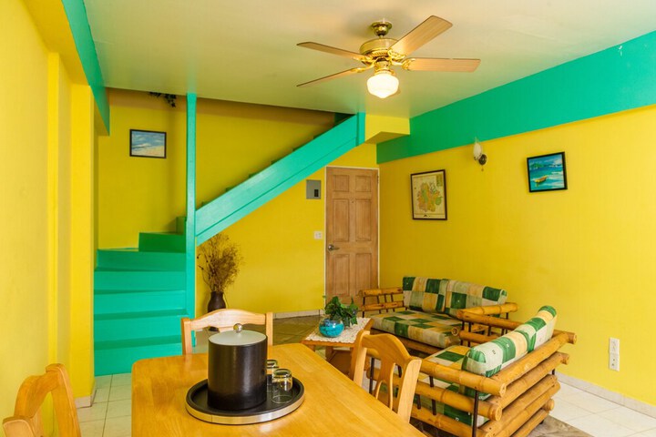 Room 22 of 36