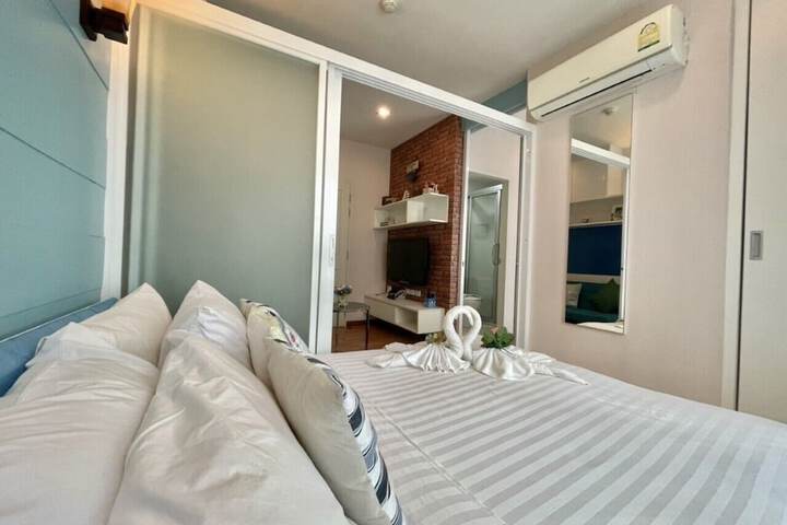 Room 7 of 49