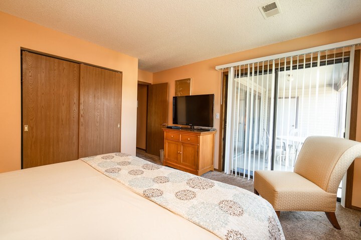 Room 18 of 167