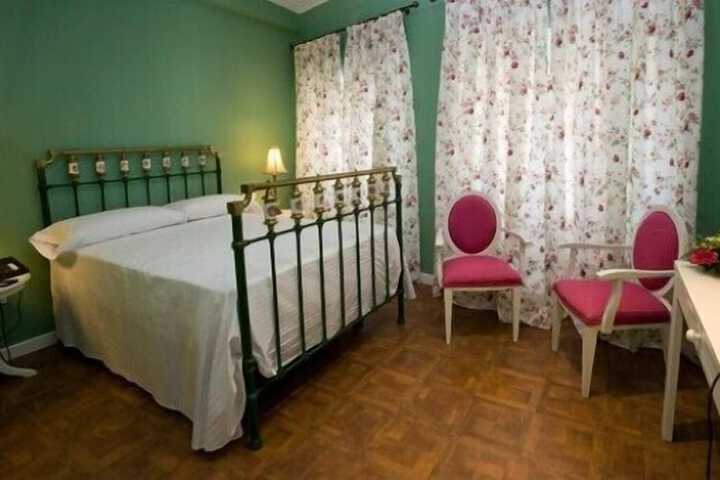 Room 6 of 36