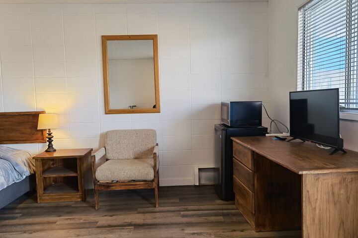 Room 64 of 72