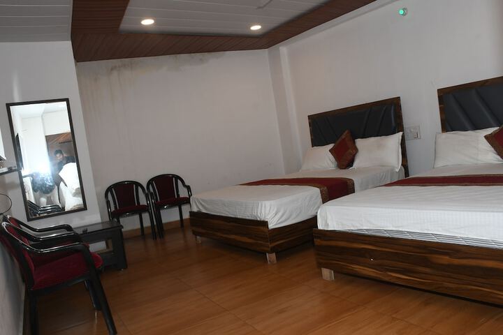 Room 42 of 78
