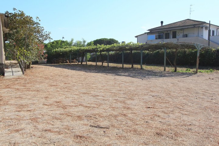 Property Grounds 60 of 69