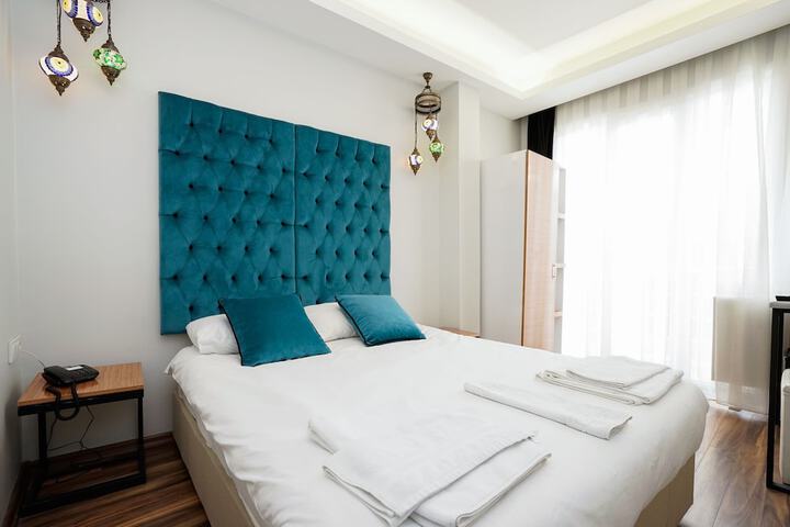 Room 10 of 41