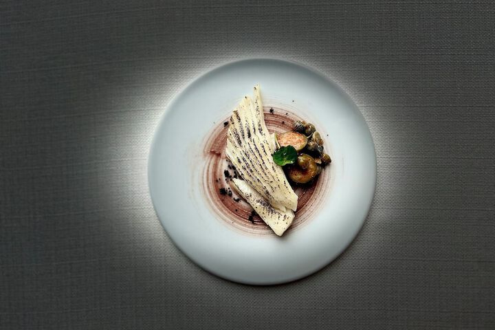 Dining 38 of 50