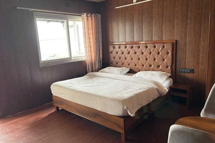 Room 15 of 58