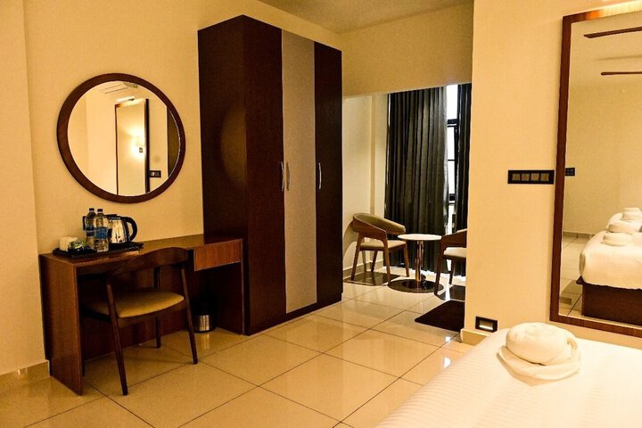 Room 41 of 61