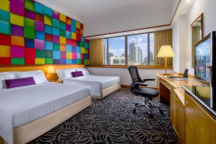 Room 50 of 95
