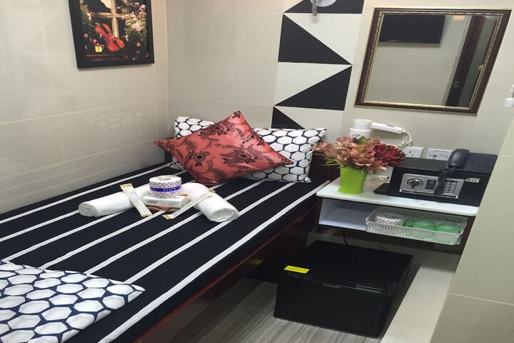 Room 45 of 61