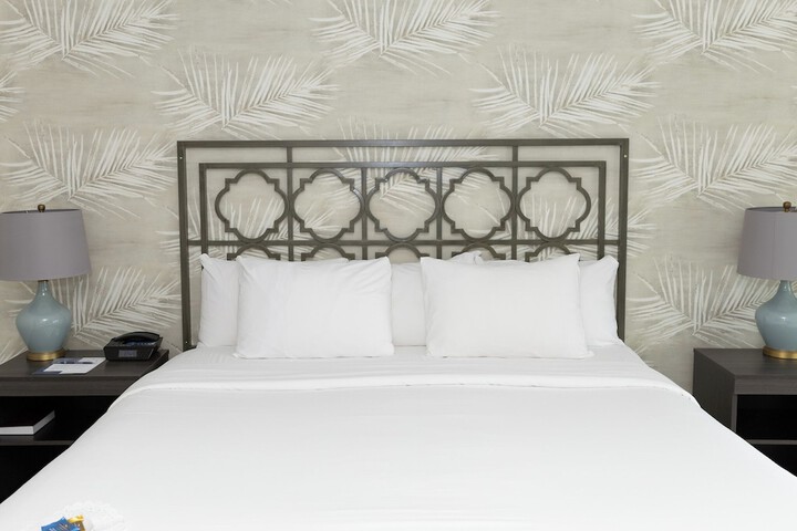Room 22 of 49