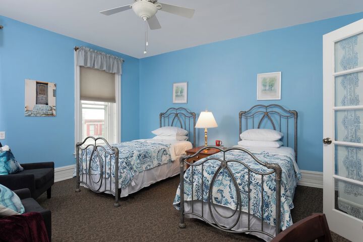 Room 3 of 55