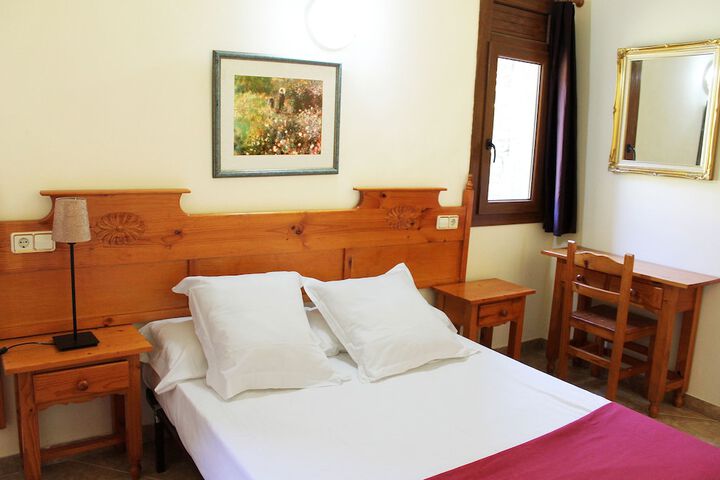 Room 3 of 25