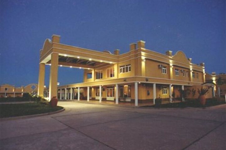 Hotel 6 of 10