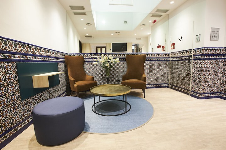 Guest Lobby