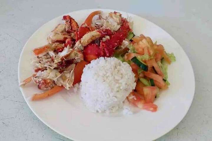Dining 29 of 37