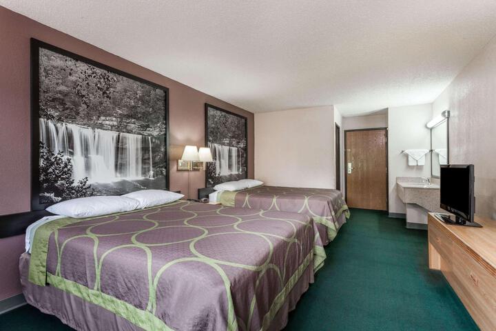 2 Double Beds Mobility Accessible (1 of 2)