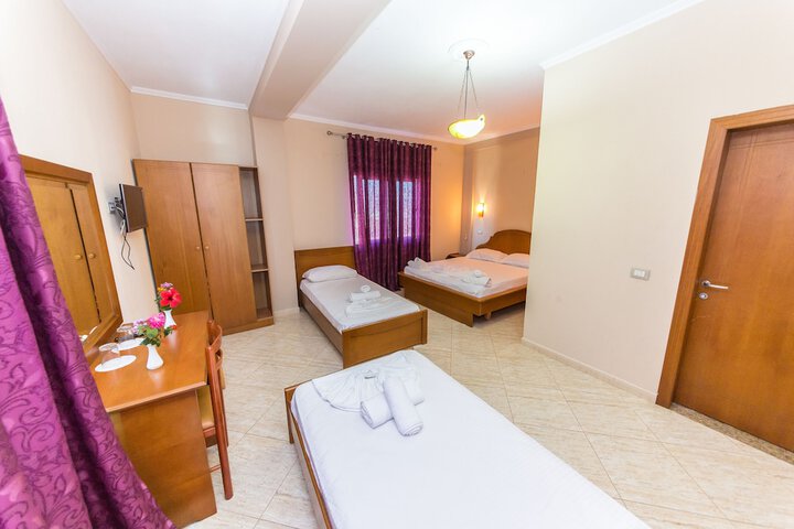 Room 17 of 69
