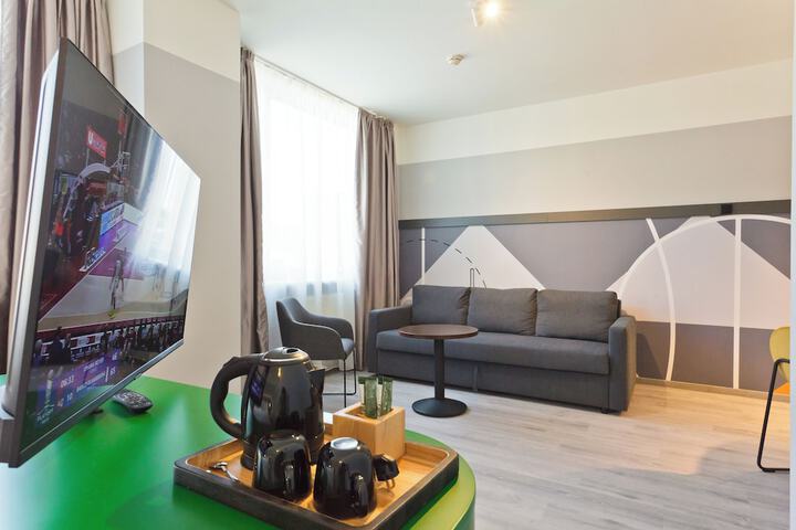 Room 12 of 43
