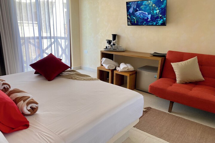 Room 72 of 321