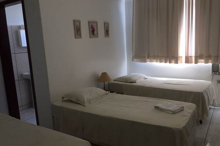 Room 10 of 34