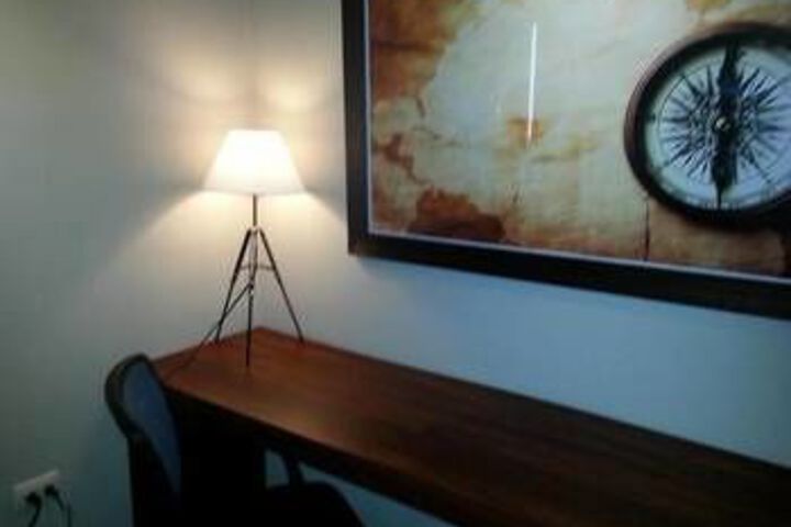 Room 24 of 32
