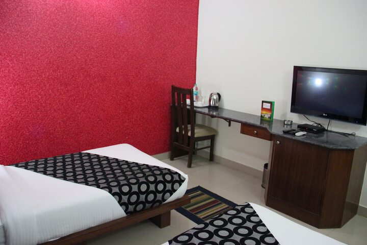 Room 5 of 44