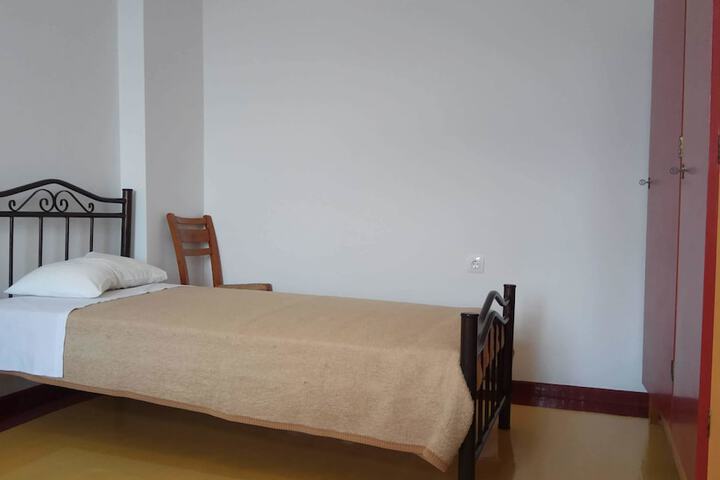 Room 7 of 20