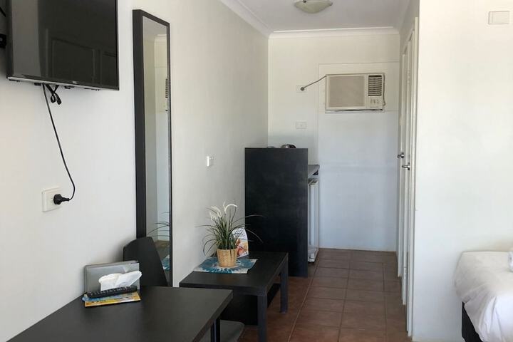 Room 20 of 35
