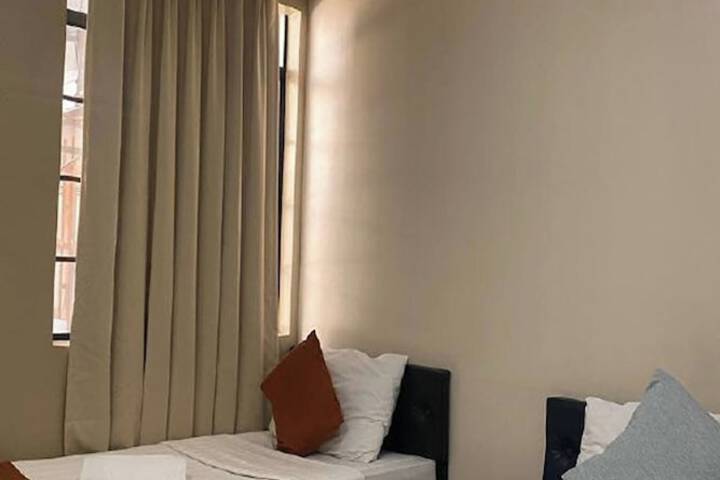 Room 38 of 60