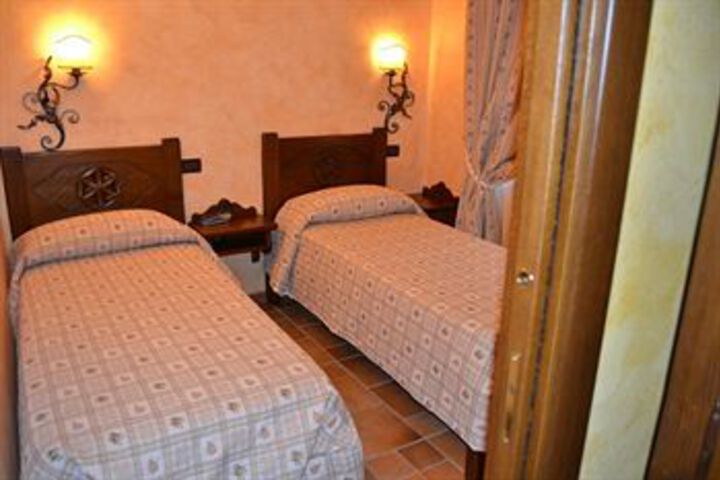 Room 20 of 29