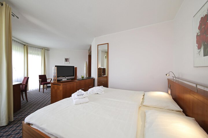 Room 17 of 62