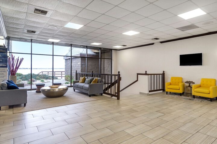 Lobby Entry