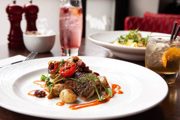 Dining Photos