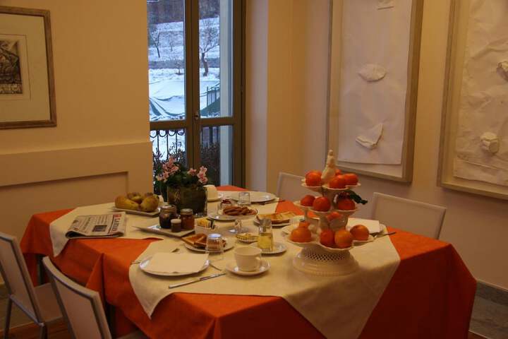 Breakfast/Coffee Service 44 of 62