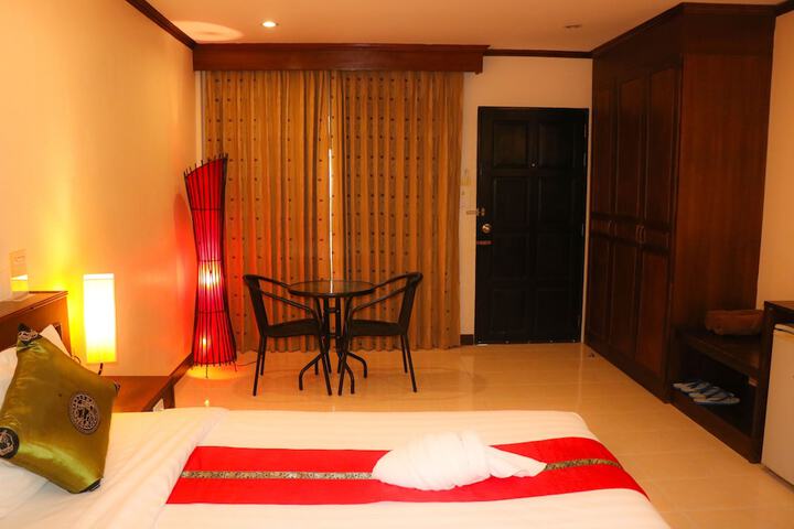 Room 26 of 73