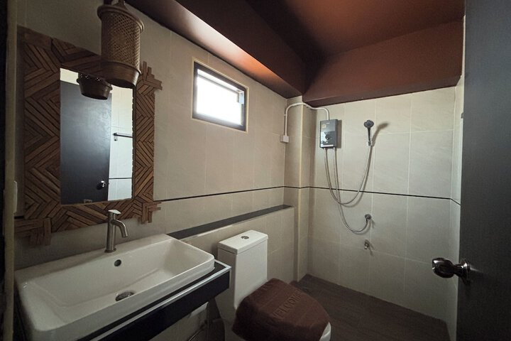 Room 60 of 94
