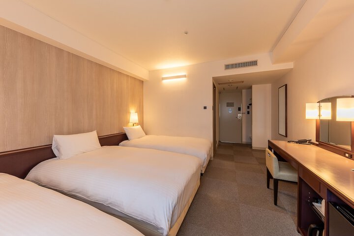 Room 22 of 50
