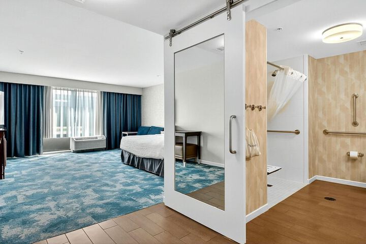 Room 36 of 67