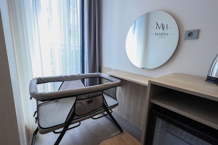 Room 21 of 33