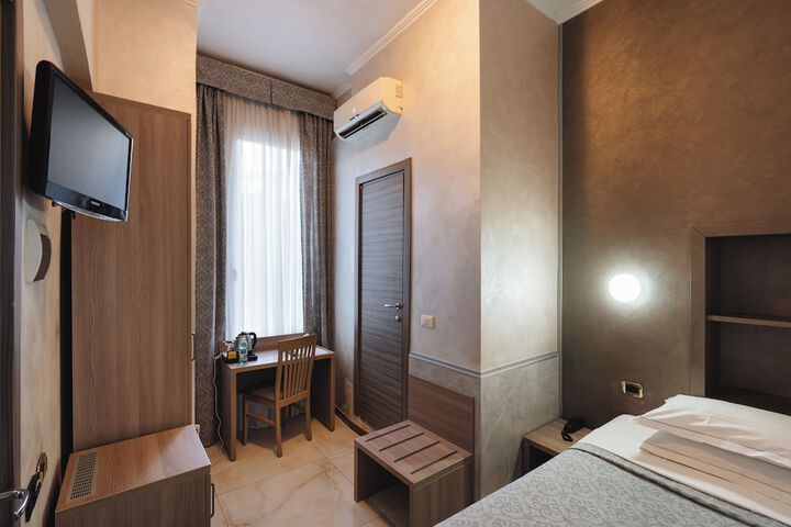 Room 86 of 180
