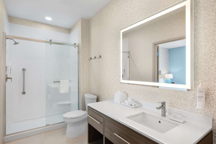 Bathroom shower
