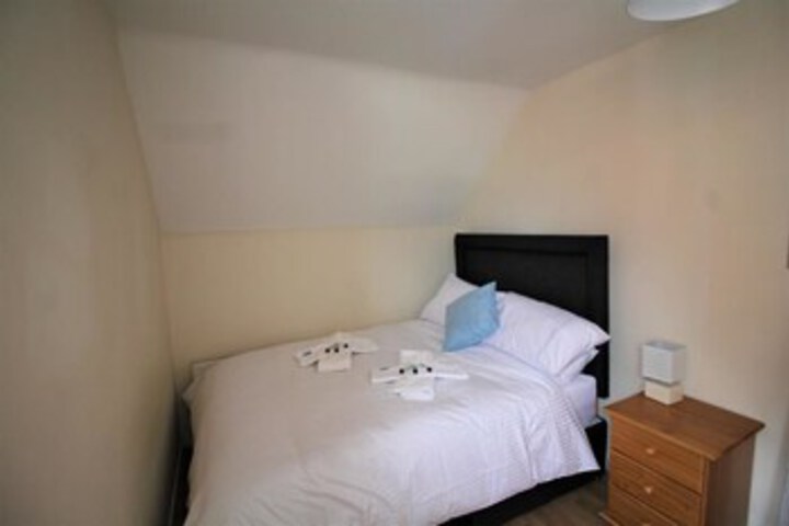 Room 25 of 31