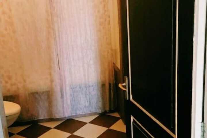 Room 17 of 35