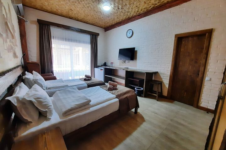 Room 26 of 91