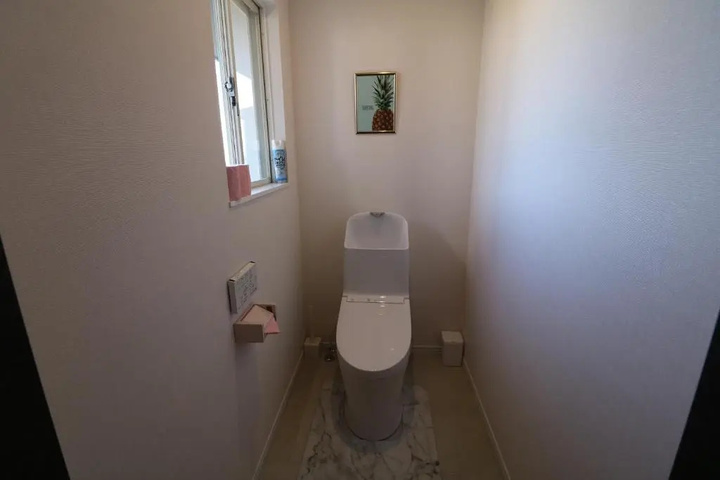 Room 9 of 17