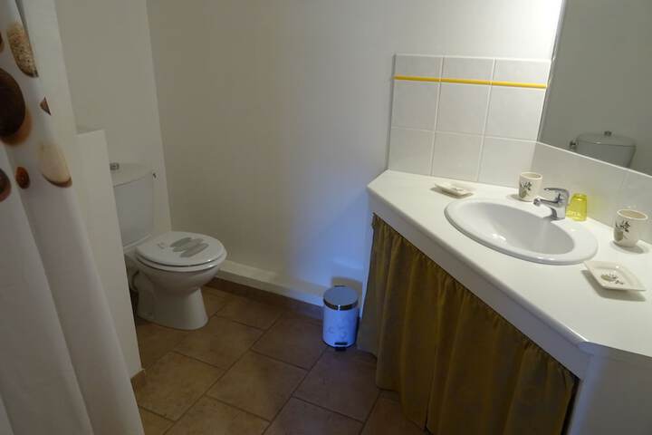Room 17 of 70