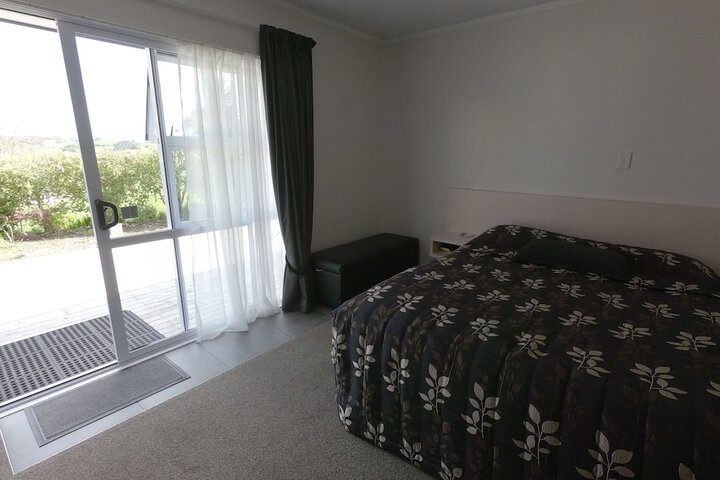Room 6 of 67