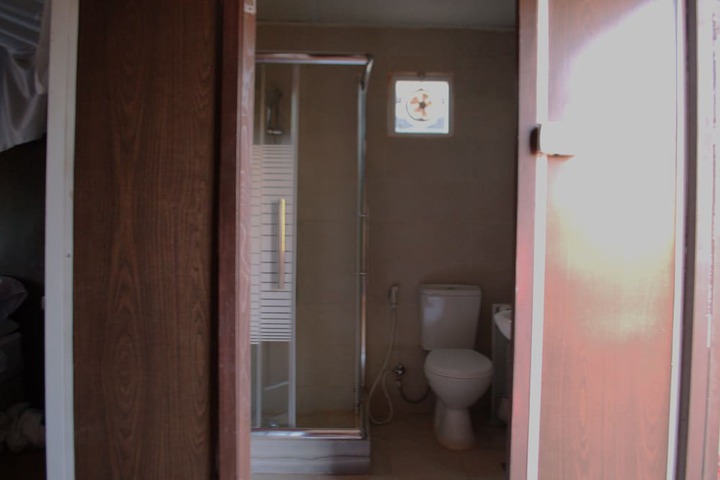 Room 33 of 53